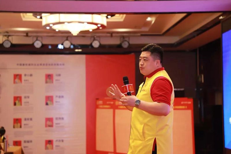总裁班学员画像:高端人群的典型特征与现实门槛